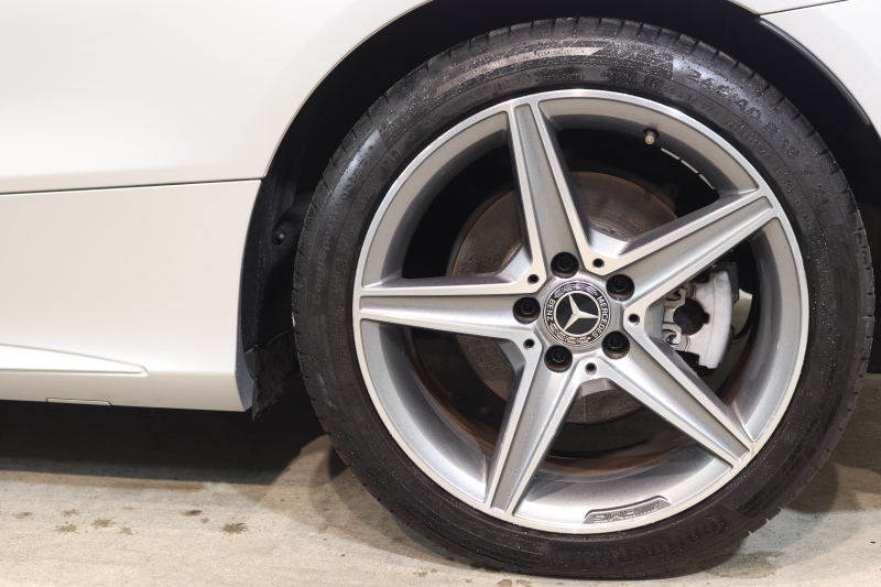 メルセデスベンツ Cクラス C180ｸｰﾍﾟ ｽﾎﾟｰﾂ ﾚｰﾀﾞｰｾｰﾌﾃｨPKG　1ｵｰﾅｰ ｷｰﾚｽｺﾞｰ 黒革 HDDﾅﾋﾞTV BT音楽 ﾊﾞｯｸｶﾒﾗ PTS LEDﾗｲﾄ AMGｴｱﾛ&18AW ﾀﾞｲﾅﾐｯｸS 9AT　2年保証