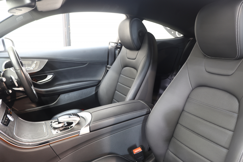 メルセデスベンツ Cクラス C180ｸｰﾍﾟ ｽﾎﾟｰﾂ ﾚｰﾀﾞｰｾｰﾌﾃｨPKG　1ｵｰﾅｰ ｷｰﾚｽｺﾞｰ 黒革 HDDﾅﾋﾞTV BT音楽 ﾊﾞｯｸｶﾒﾗ PTS LEDﾗｲﾄ AMGｴｱﾛ&18AW ﾀﾞｲﾅﾐｯｸS 9AT　2年保証