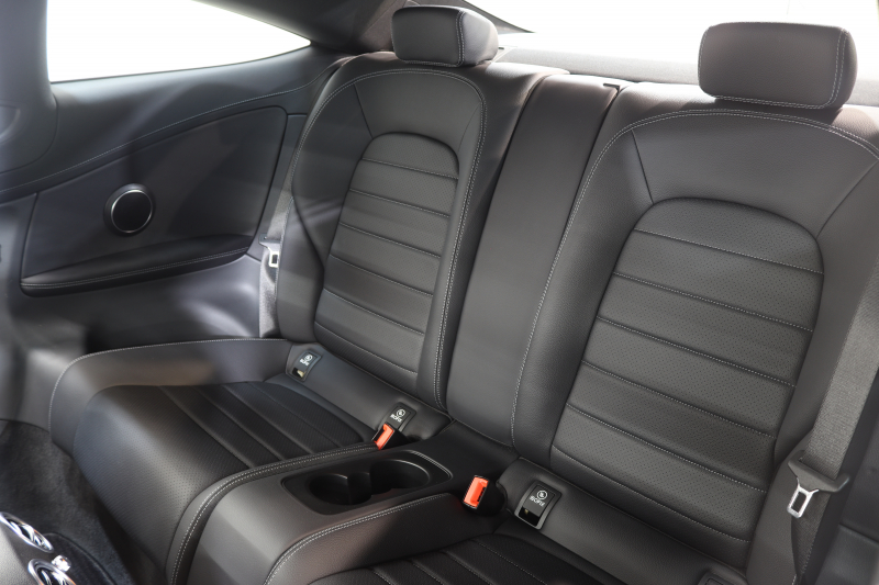 メルセデスベンツ Cクラス C180ｸｰﾍﾟ ｽﾎﾟｰﾂ ﾚｰﾀﾞｰｾｰﾌﾃｨPKG　1ｵｰﾅｰ ｷｰﾚｽｺﾞｰ 黒革 HDDﾅﾋﾞTV BT音楽 ﾊﾞｯｸｶﾒﾗ PTS LEDﾗｲﾄ AMGｴｱﾛ&18AW ﾀﾞｲﾅﾐｯｸS 9AT　2年保証