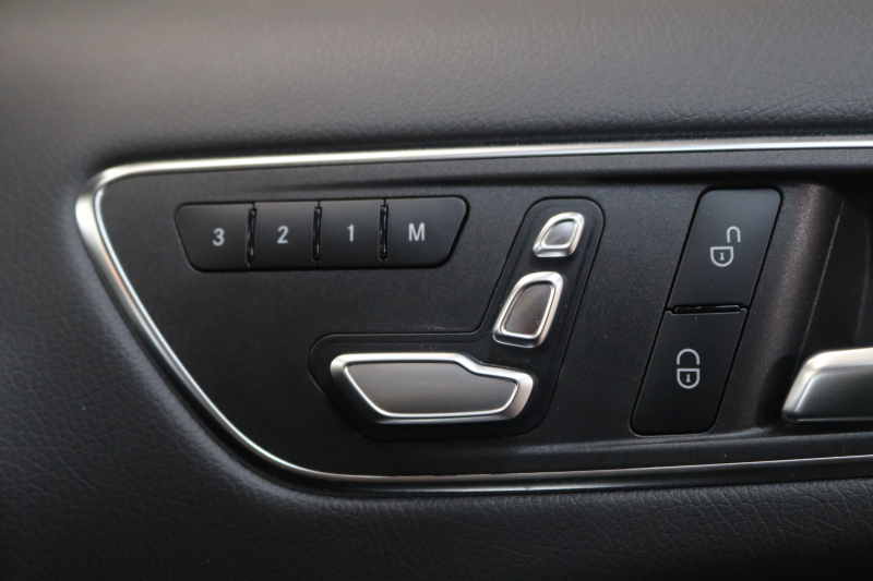 メルセデスベンツ Bクラス B180 ﾌﾟﾚﾐｱﾑ&ﾚｰﾀﾞｰｾｰﾌﾃｨPKG　後期 1ｵｰﾅｰ ｷｰﾚｽｺﾞｰ 黒革 ﾊﾟﾉﾗﾏSR HDDﾅﾋﾞTV ｽﾏﾎ連携 harman/kardon ﾊﾞｯｸｶﾒﾗ PTS LEDﾗｲﾄ EASY-VARIO PLUS 17AW 7AT　2年保証