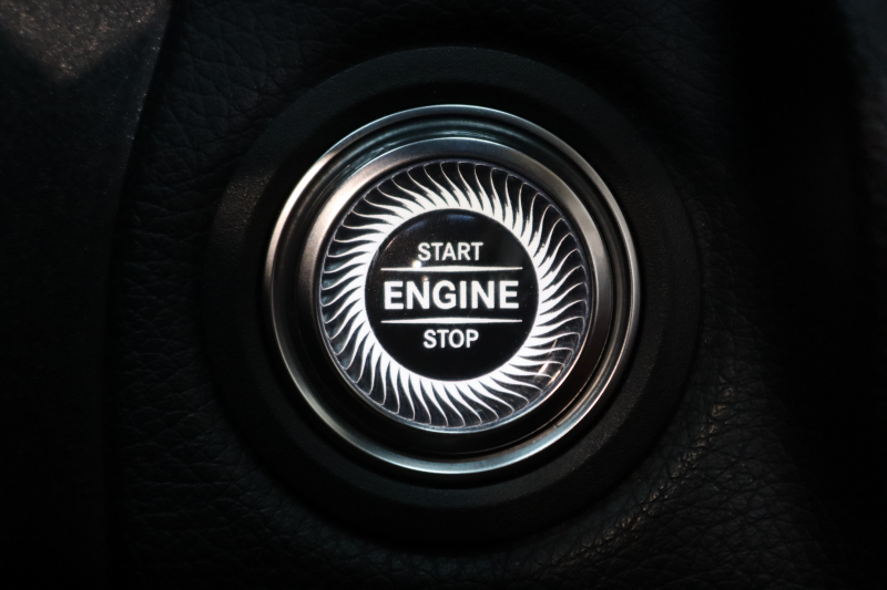 メルセデスベンツ Cクラス C180ｶﾌﾞﾘｵﾚ ｽﾎﾟｰﾂ ﾚｻﾞｰｴｸｽｸﾙｰｼﾌﾞ&ﾚｰﾀﾞｰｾｰﾌﾃｨPKG　後期 MEｺﾈｸﾄ ｷｰﾚｽｺﾞｰ 赤本革 ｴｱｽｶｰﾌ ﾍｯﾄﾞｱｯﾌﾟD HDDﾅﾋﾞTV&ｷｬﾝｾﾗｰ ｽﾏﾎ連携 ﾊﾞｯｸｶﾒﾗ PTS LEDﾗｲﾄ AMGｴｱﾛ&19AW ｴｱｻｽ ﾀﾞｲﾅﾐｯｸS 9AT　2年保証