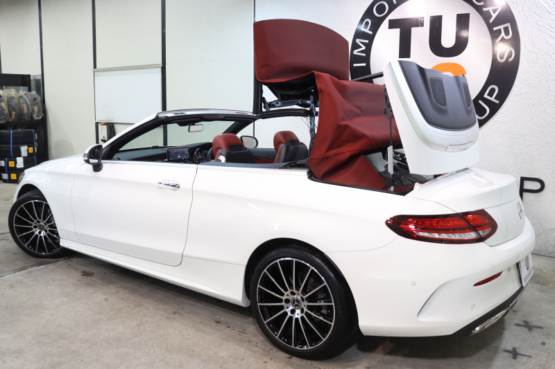 メルセデスベンツ Cクラス C180ｶﾌﾞﾘｵﾚ ｽﾎﾟｰﾂ ﾚｻﾞｰｴｸｽｸﾙｰｼﾌﾞ&ﾚｰﾀﾞｰｾｰﾌﾃｨPKG　後期 MEｺﾈｸﾄ ｷｰﾚｽｺﾞｰ 赤本革 ｴｱｽｶｰﾌ ﾍｯﾄﾞｱｯﾌﾟD HDDﾅﾋﾞTV&ｷｬﾝｾﾗｰ ｽﾏﾎ連携 ﾊﾞｯｸｶﾒﾗ PTS LEDﾗｲﾄ AMGｴｱﾛ&19AW ｴｱｻｽ ﾀﾞｲﾅﾐｯｸS 9AT　2年保証