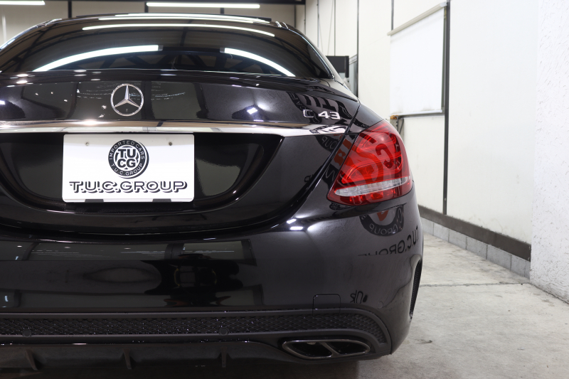 AMG Cクラス C43 4MATIC ｴｸｽｸﾙｰｼﾌﾞ&ﾚｰﾀﾞｰｾｰﾌﾃｨPKG　中期 1ｵｰﾅｰ ｷｰﾚｽｺﾞｰ 赤本革 ﾊﾟﾉﾗﾏSR ﾍｯﾄﾞｱｯﾌﾟD HDDﾅﾋﾞTV BT音楽 ﾊﾞｯｸｶﾒﾗ PTS LEDﾗｲﾄ 自動ﾄﾗﾝｸ ﾊﾝｽﾞﾌﾘｰA AMG専用装備&ﾁｭｰﾆﾝｸﾞﾀﾞｲﾅﾐｯｸS 9AT　2年保証