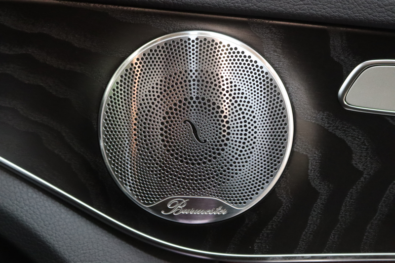 AMG Cクラス C43 4MATIC ｴｸｽｸﾙｰｼﾌﾞ&ﾚｰﾀﾞｰｾｰﾌﾃｨPKG　中期 1ｵｰﾅｰ ｷｰﾚｽｺﾞｰ 赤本革 ﾊﾟﾉﾗﾏSR ﾍｯﾄﾞｱｯﾌﾟD HDDﾅﾋﾞTV BT音楽 ﾊﾞｯｸｶﾒﾗ PTS LEDﾗｲﾄ 自動ﾄﾗﾝｸ ﾊﾝｽﾞﾌﾘｰA AMG専用装備&ﾁｭｰﾆﾝｸﾞﾀﾞｲﾅﾐｯｸS 9AT　2年保証