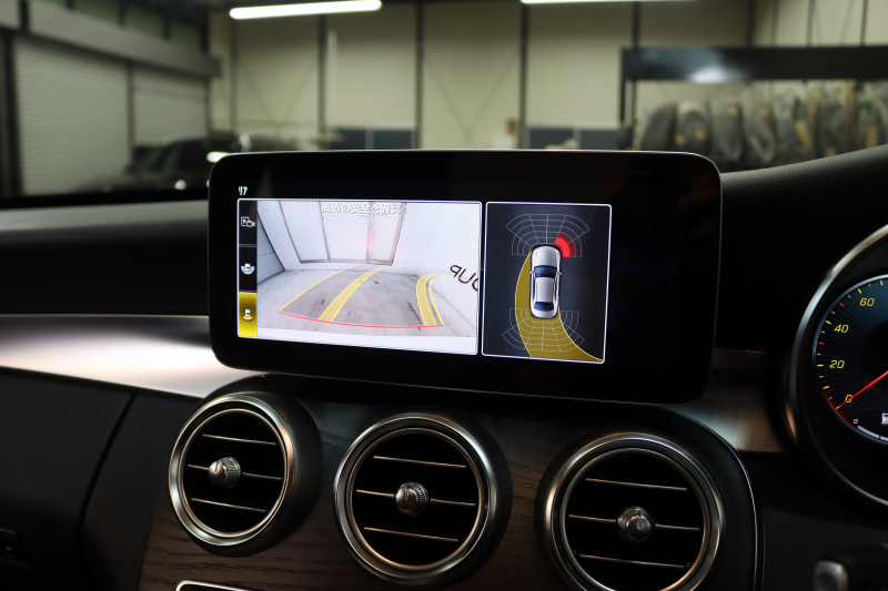 メルセデスベンツ Cクラス C200 AVG AMGﾗｲﾝ ﾚｻﾞｰｴｸｽｸﾙｰｼﾌﾞ&ﾚｰﾀﾞｰｾｰﾌﾃｨPKG　BSG搭載 後期 MEｺﾈｸﾄ ｷｰﾚｽｺﾞｰ 黒本革 ﾍｯﾄﾞｱｯﾌﾟD HDDﾅﾋﾞTV ｽﾏﾎ連携 ﾌﾞﾙﾒｽﾀｰ ﾊﾞｯｸｶﾒﾗ PTS LEDﾗｲﾄ 自動ﾄﾗﾝｸ ﾊﾝｽﾞﾌﾘｰA AMGｴｱﾛ&18AW ｴｱｻｽ 9AT　2年保証