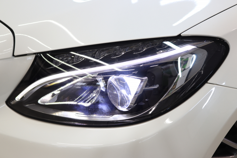 メルセデスベンツ Cクラス C180ｶﾌﾞﾘｵﾚ ｽﾎﾟｰﾂ ﾚｻﾞｰｴｸｽｸﾙｰｼﾌﾞ&ﾚｰﾀﾞｰｾｰﾌﾃｨPKG　ｷｰﾚｽｺﾞｰ 黒本革 ｴｱｽｶｰﾌ HDDﾅﾋﾞTV BT音楽 ﾊﾞｯｸｶﾒﾗ PTS LEDﾗｲﾄ AMGｴｱﾛ&19AW ﾀﾞｲﾅﾐｯｸS 黒幌 9AT　2年保証