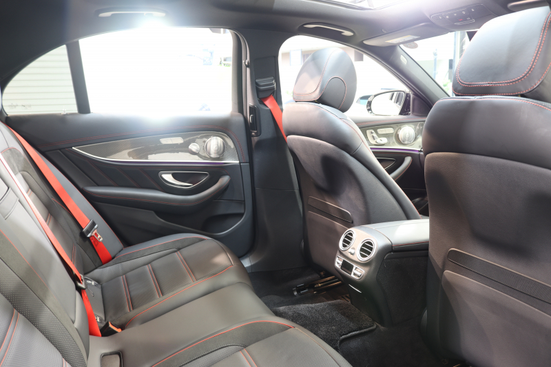 AMG Eクラス E53 4MATIC+ ｴｸｽｸﾙｰｼﾌﾞ&ﾚｰﾀﾞｰｾｰﾌﾃｨPKG　ISG搭載 中期 NEWｽﾃｱﾘﾝｸﾞ ｷｰﾚｽｺﾞｰ 黒本革 ﾍﾞﾝﾁﾚｰﾀｰ ﾊﾟﾉﾗﾏSR HUD HDDﾅﾋﾞTV ｽﾏﾎ連携 ﾌﾞﾙﾒｽﾀｰ 360ｶﾒﾗ PTS LEDﾗｲﾄ 自動ﾄﾗﾝｸ ﾊﾝｽﾞﾌﾘｰA AMG専用装備&ﾁｭｰﾆﾝｸﾞﾀﾞｲﾅﾐｯｸS 9AT　2年保証