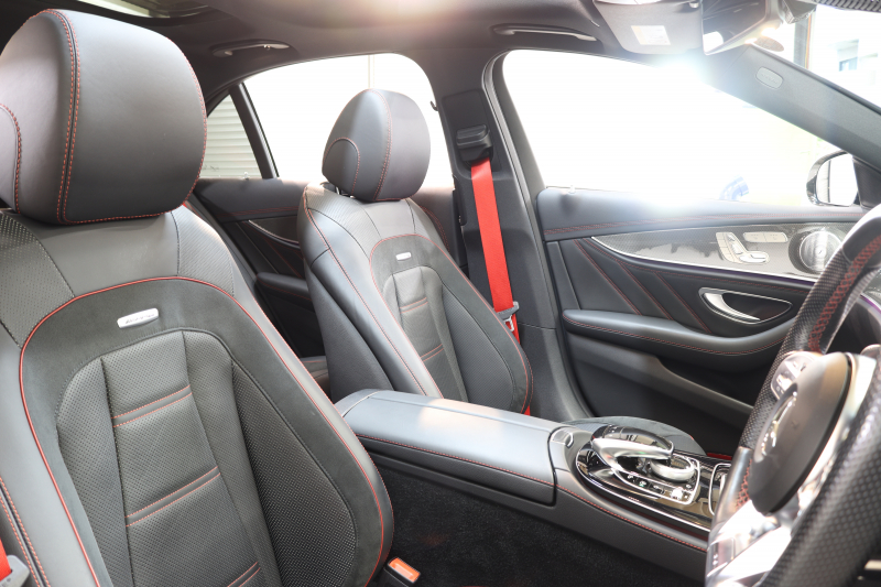 AMG Eクラス E53 4MATIC+ ｴｸｽｸﾙｰｼﾌﾞ&ﾚｰﾀﾞｰｾｰﾌﾃｨPKG　ISG搭載 中期 NEWｽﾃｱﾘﾝｸﾞ ｷｰﾚｽｺﾞｰ 黒本革 ﾍﾞﾝﾁﾚｰﾀｰ ﾊﾟﾉﾗﾏSR HUD HDDﾅﾋﾞTV ｽﾏﾎ連携 ﾌﾞﾙﾒｽﾀｰ 360ｶﾒﾗ PTS LEDﾗｲﾄ 自動ﾄﾗﾝｸ ﾊﾝｽﾞﾌﾘｰA AMG専用装備&ﾁｭｰﾆﾝｸﾞﾀﾞｲﾅﾐｯｸS 9AT　2年保証