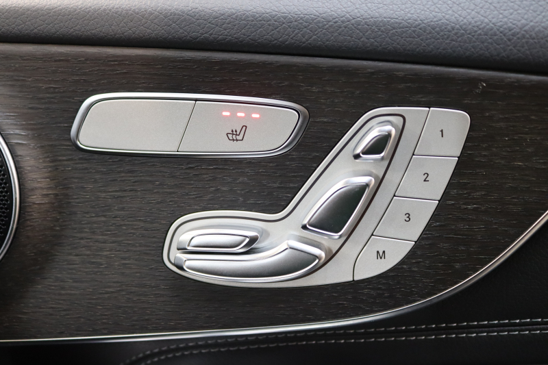 メルセデスベンツ Cクラス C180ｸｰﾍﾟ ｽﾎﾟｰﾂ ﾚｻﾞｰｴｸｽｸﾙｰｼﾌﾞ&ﾚｰﾀﾞｰｾｰﾌﾃｨPKG　後期 MEｺﾈｸﾄ ｷｰﾚｽｺﾞｰ 黒本革 ﾊﾟﾉﾗﾏSR ﾍｯﾄﾞｱｯﾌﾟD HDDﾅﾋﾞTV ｽﾏﾎ連携 ﾊﾞｯｸｶﾒﾗ PTS LEDﾗｲﾄ AMGｴｱﾛ&19AW ﾀﾞｲﾅﾐｯｸS ｴｱｻｽ 9AT 希少色　2年保証