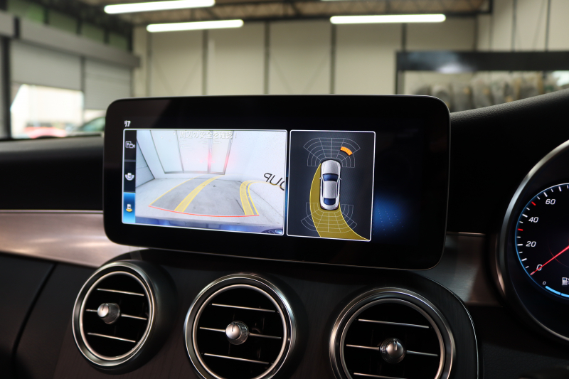 メルセデスベンツ Cクラス C180ｸｰﾍﾟ ｽﾎﾟｰﾂ ﾚｻﾞｰｴｸｽｸﾙｰｼﾌﾞ&ﾚｰﾀﾞｰｾｰﾌﾃｨPKG　後期 MEｺﾈｸﾄ ｷｰﾚｽｺﾞｰ 黒本革 ﾊﾟﾉﾗﾏSR ﾍｯﾄﾞｱｯﾌﾟD HDDﾅﾋﾞTV ｽﾏﾎ連携 ﾊﾞｯｸｶﾒﾗ PTS LEDﾗｲﾄ AMGｴｱﾛ&19AW ﾀﾞｲﾅﾐｯｸS ｴｱｻｽ 9AT 希少色　2年保証