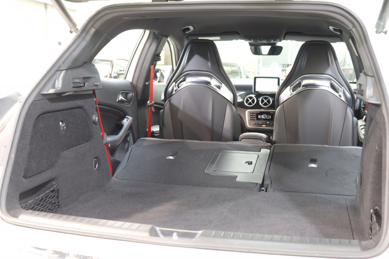 AMG GLA GLA45 4MATIC ｴﾃﾞｨｼｮﾝ1 ﾚｰﾀﾞｰｾｰﾌﾃｨPKG　全国限定300台 黒本革 HDDﾅﾋﾞTV BT音楽 ﾊﾞｯｸｶﾒﾗ PTS ｷｾﾉﾝ 自動Rｹﾞｰﾄ Edition1専用ｴｱﾛ&20AW 専用ｻｲﾄﾞﾃﾞｶｰﾙ 7AT　2年保証