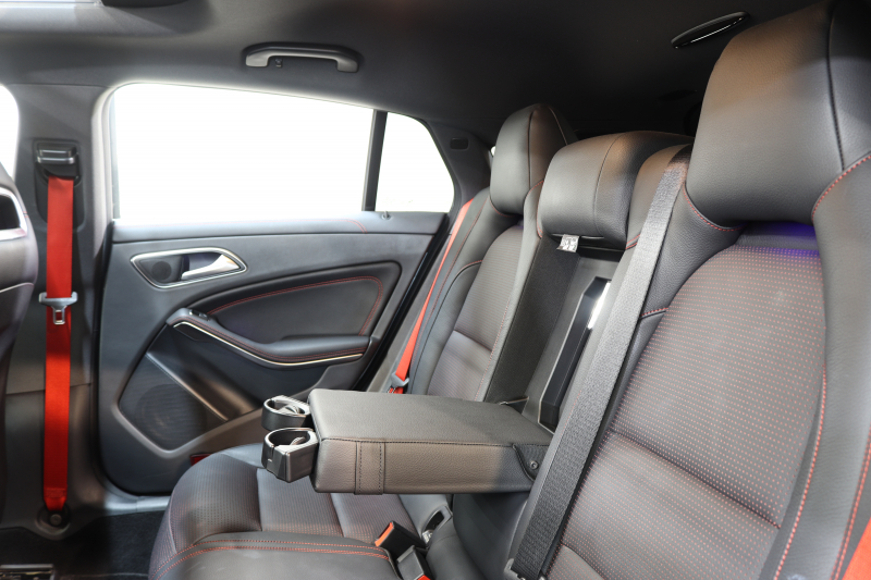 メルセデスベンツ CLAクラス CLA250 ｼｭﾎﾟﾙﾄ 4MATIC ｼｭｰﾃｨﾝｸﾞﾌﾞﾚｰｸ AMGﾚｻﾞｰｴｸｽｸﾙｰｼﾌﾞ&ﾚｰﾀﾞｰｾｰﾌﾃｨPKG　後期 ｷｰﾚｽｺﾞｰ 黒本革 ﾊﾟﾉﾗﾏSR HDDﾅﾋﾞTV ｽﾏﾎ連携 harman/kardon ﾊﾞｯｸｶﾒﾗ PTS LEDﾗｲﾄ 自動Rｹﾞｰﾄ ﾊﾝｽﾞﾌﾘｰA SPORT専用ﾁｭｰﾆﾝｸﾞ 7AT 希少色　2年保証