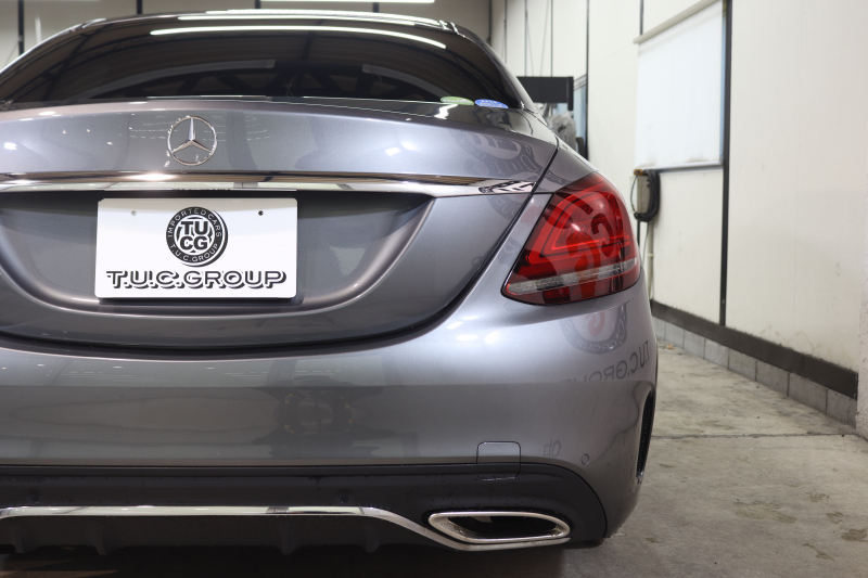 メルセデスベンツ Cクラス C200 AVG AMGﾗｲﾝ ﾚｻﾞｰｴｸｽｸﾙｰｼﾌﾞ&ﾚｰﾀﾞｰｾｰﾌﾃｨPKG　BSG搭載 後期 ｷｰﾚｽｺﾞｰ 赤本革 ﾍｯﾄﾞｱｯﾌﾟD HDDﾅﾋﾞTV ｽﾏﾎ連携 ﾌﾞﾙﾒｽﾀｰ ﾊﾞｯｸｶﾒﾗ PTS LEDﾗｲﾄ 自動ﾄﾗﾝｸ ﾊﾝｽﾞﾌﾘｰA AMGｴｱﾛ&18AW ﾀﾞｲﾅﾐｯｸS ｴｱｻｽ 9AT 希少色ｾﾚﾅｲﾄｸﾞﾚｰ　2年保証