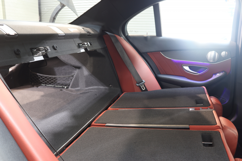 メルセデスベンツ Cクラス C200 AVG AMGﾗｲﾝ ﾚｻﾞｰｴｸｽｸﾙｰｼﾌﾞ&ﾚｰﾀﾞｰｾｰﾌﾃｨPKG　BSG搭載 後期 ｷｰﾚｽｺﾞｰ 赤本革 ﾍｯﾄﾞｱｯﾌﾟD HDDﾅﾋﾞTV ｽﾏﾎ連携 ﾌﾞﾙﾒｽﾀｰ ﾊﾞｯｸｶﾒﾗ PTS LEDﾗｲﾄ 自動ﾄﾗﾝｸ ﾊﾝｽﾞﾌﾘｰA AMGｴｱﾛ&18AW ﾀﾞｲﾅﾐｯｸS ｴｱｻｽ 9AT 希少色ｾﾚﾅｲﾄｸﾞﾚｰ　2年保証