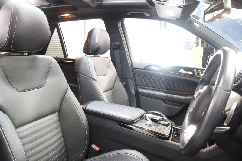 AMG GLE GLE43 4MATIC ﾚｰﾀﾞｰｾｰﾌﾃｨPKG　ｷｰﾚｽｺﾞｰ 黒本革 ﾊﾟﾉﾗﾏSR HDDﾅﾋﾞTV&ｷｬﾝｾﾗｰ ｽﾏﾎ連携 360ｶﾒﾗ PTS LEDﾗｲﾄ 自動Rｹﾞｰﾄ AMG専用装備&ﾁｭｰﾆﾝｸﾞﾀﾞｲﾅﾐｯｸS ｴｱｻｽ 9AT　2年保証