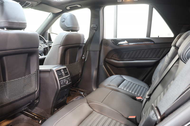 AMG GLE GLE43 4MATIC ﾚｰﾀﾞｰｾｰﾌﾃｨPKG　ｷｰﾚｽｺﾞｰ 黒本革 ﾊﾟﾉﾗﾏSR HDDﾅﾋﾞTV&ｷｬﾝｾﾗｰ ｽﾏﾎ連携 360ｶﾒﾗ PTS LEDﾗｲﾄ 自動Rｹﾞｰﾄ AMG専用装備&ﾁｭｰﾆﾝｸﾞﾀﾞｲﾅﾐｯｸS ｴｱｻｽ 9AT　2年保証