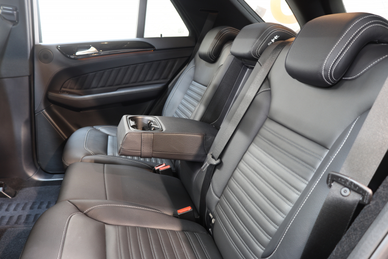 AMG GLE GLE43 4MATIC ﾚｰﾀﾞｰｾｰﾌﾃｨPKG　ｷｰﾚｽｺﾞｰ 黒本革 ﾊﾟﾉﾗﾏSR HDDﾅﾋﾞTV&ｷｬﾝｾﾗｰ ｽﾏﾎ連携 360ｶﾒﾗ PTS LEDﾗｲﾄ 自動Rｹﾞｰﾄ AMG専用装備&ﾁｭｰﾆﾝｸﾞﾀﾞｲﾅﾐｯｸS ｴｱｻｽ 9AT　2年保証