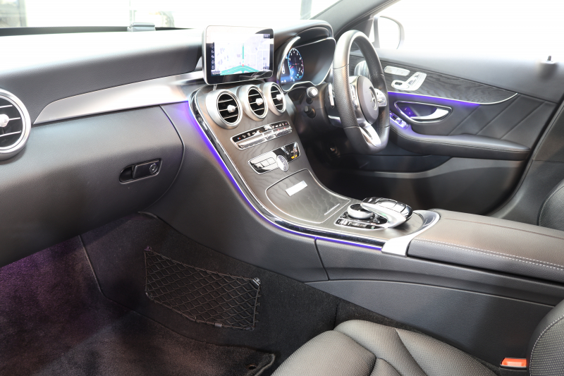 メルセデスベンツ Cクラス C200 ﾛｰﾚｳｽｴﾃﾞｨｼｮﾝ ﾚｻﾞｰｴｸｽｸﾙｰｼﾌﾞ&ﾚｰﾀﾞｰｾｰﾌﾃｨPKG　特別仕様車 BSG搭載 後期 ｷｰﾚｽｺﾞｰ 黒本革 ﾍｯﾄﾞｱｯﾌﾟD HDDﾅﾋﾞTV ｽﾏﾎ連携 ﾌﾞﾙﾒｽﾀｰ 360ｶﾒﾗ PTS LEDﾗｲﾄ 自動ﾄﾗﾝｸ ﾊﾝｽﾞﾌﾘｰA AMGｴｱﾛ&18AW ｴｱｻｽ 9AT　2年保証