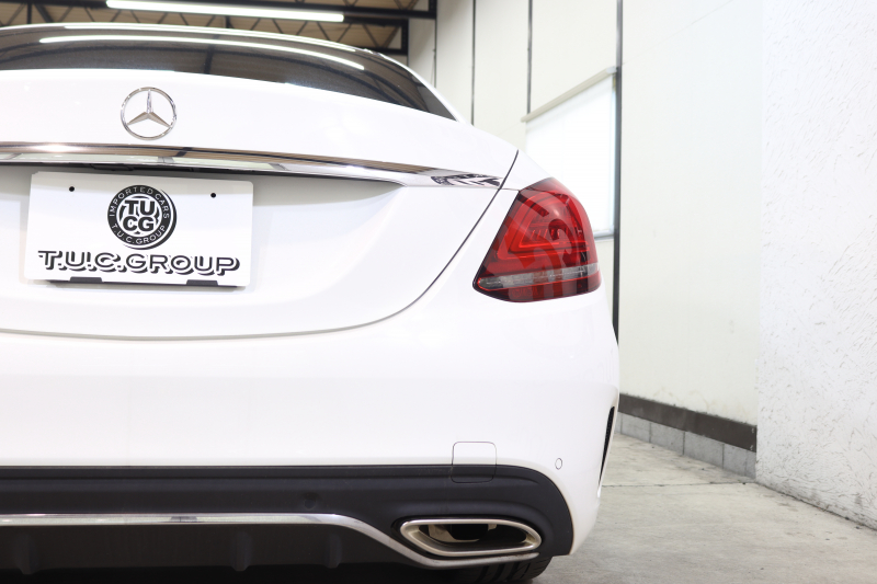 メルセデスベンツ Cクラス C200 ﾛｰﾚｳｽｴﾃﾞｨｼｮﾝ ﾚｻﾞｰｴｸｽｸﾙｰｼﾌﾞ&ﾚｰﾀﾞｰｾｰﾌﾃｨPKG　特別仕様車 BSG搭載 後期 ｷｰﾚｽｺﾞｰ 黒本革 ﾍｯﾄﾞｱｯﾌﾟD HDDﾅﾋﾞTV ｽﾏﾎ連携 ﾌﾞﾙﾒｽﾀｰ 360ｶﾒﾗ PTS LEDﾗｲﾄ 自動ﾄﾗﾝｸ ﾊﾝｽﾞﾌﾘｰA AMGｴｱﾛ&18AW ｴｱｻｽ 9AT　2年保証