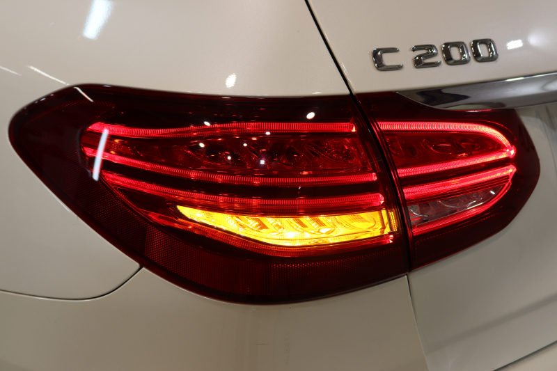 メルセデスベンツ Cクラス C200ｽﾃｰｼｮﾝﾜｺﾞﾝ ｽﾎﾟｰﾂ 本革仕様 ﾚｰﾀﾞｰｾｰﾌﾃｨPKG　ｷｰﾚｽｺﾞｰ 黒本革 ﾍｯﾄﾞｱｯﾌﾟD HDDﾅﾋﾞTV&ｷｬﾝｾﾗｰ BT音楽 ﾊﾞｯｸｶﾒﾗ PTS LEDﾗｲﾄ 自動Rｹﾞｰﾄ ﾊﾝｽﾞﾌﾘｰA AMGｴｱﾛ&18AW ｴｱｻｽ 7AT　2年保証