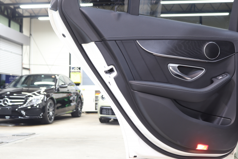 メルセデスベンツ Cクラス C200ｽﾃｰｼｮﾝﾜｺﾞﾝ ｽﾎﾟｰﾂ 本革仕様 ﾚｰﾀﾞｰｾｰﾌﾃｨPKG　ｷｰﾚｽｺﾞｰ 黒本革 ﾍｯﾄﾞｱｯﾌﾟD HDDﾅﾋﾞTV&ｷｬﾝｾﾗｰ BT音楽 ﾊﾞｯｸｶﾒﾗ PTS LEDﾗｲﾄ 自動Rｹﾞｰﾄ ﾊﾝｽﾞﾌﾘｰA AMGｴｱﾛ&18AW ｴｱｻｽ 7AT　2年保証