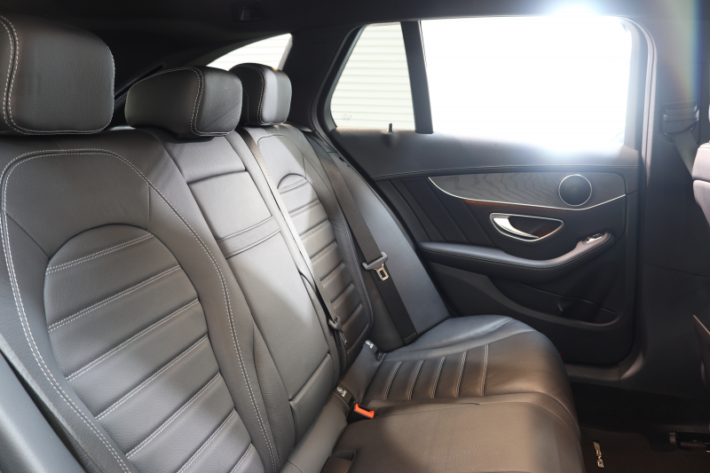 メルセデスベンツ Cクラス C200ｽﾃｰｼｮﾝﾜｺﾞﾝ ｽﾎﾟｰﾂ 本革仕様 ﾚｰﾀﾞｰｾｰﾌﾃｨPKG　ｷｰﾚｽｺﾞｰ 黒本革 ﾍｯﾄﾞｱｯﾌﾟD HDDﾅﾋﾞTV&ｷｬﾝｾﾗｰ BT音楽 ﾊﾞｯｸｶﾒﾗ PTS LEDﾗｲﾄ 自動Rｹﾞｰﾄ ﾊﾝｽﾞﾌﾘｰA AMGｴｱﾛ&18AW ｴｱｻｽ 7AT　2年保証