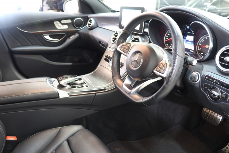 メルセデスベンツ Cクラス C200ｽﾃｰｼｮﾝﾜｺﾞﾝ ｽﾎﾟｰﾂ 本革仕様 ﾚｰﾀﾞｰｾｰﾌﾃｨPKG　ｷｰﾚｽｺﾞｰ 黒本革 ﾍｯﾄﾞｱｯﾌﾟD HDDﾅﾋﾞTV&ｷｬﾝｾﾗｰ BT音楽 ﾊﾞｯｸｶﾒﾗ PTS LEDﾗｲﾄ 自動Rｹﾞｰﾄ ﾊﾝｽﾞﾌﾘｰA AMGｴｱﾛ&18AW ｴｱｻｽ 7AT　2年保証