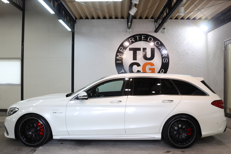 AMG Cクラス C63Sｽﾃｰｼｮﾝﾜｺﾞﾝ ﾚｰﾀﾞｰｾｰﾌﾃｨPKG　ｷｰﾚｽｺﾞｰ 赤/黒本革 ﾊﾟﾉﾗﾏSR ﾍｯﾄﾞｱｯﾌﾟD HDDﾅﾋﾞTV BT音楽 ﾌﾞﾙﾒｽﾀｰ ﾊﾞｯｸｶﾒﾗ PTS LEDﾗｲﾄ 自動Rｹﾞｰﾄ ﾊﾝｽﾞﾌﾘｰA AMG専用装備&ﾁｭｰﾆﾝｸﾞﾀﾞｲﾅﾐｯｸS 7AT　2年保証