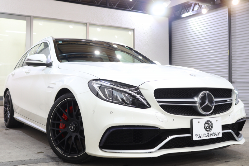 AMG Cクラス C63Sｽﾃｰｼｮﾝﾜｺﾞﾝ ﾚｰﾀﾞｰｾｰﾌﾃｨPKG　ｷｰﾚｽｺﾞｰ 赤/黒本革 ﾊﾟﾉﾗﾏSR ﾍｯﾄﾞｱｯﾌﾟD HDDﾅﾋﾞTV BT音楽 ﾌﾞﾙﾒｽﾀｰ ﾊﾞｯｸｶﾒﾗ PTS LEDﾗｲﾄ 自動Rｹﾞｰﾄ ﾊﾝｽﾞﾌﾘｰA AMG専用装備&ﾁｭｰﾆﾝｸﾞﾀﾞｲﾅﾐｯｸS 7AT　2年保証