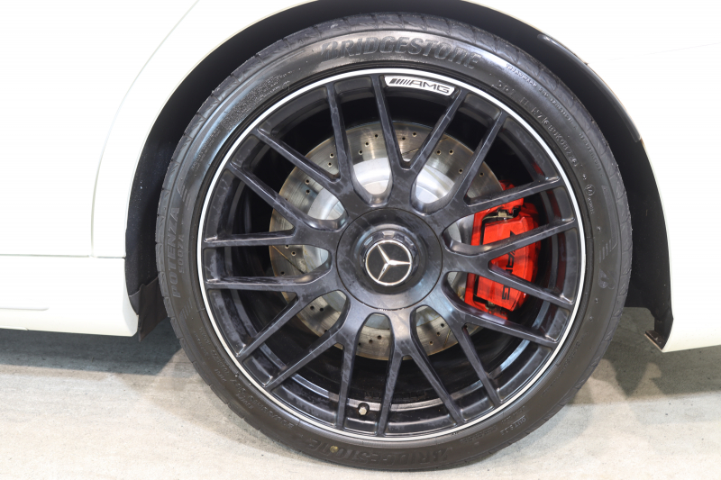 AMG Cクラス C63Sｽﾃｰｼｮﾝﾜｺﾞﾝ ﾚｰﾀﾞｰｾｰﾌﾃｨPKG　ｷｰﾚｽｺﾞｰ 赤/黒本革 ﾊﾟﾉﾗﾏSR ﾍｯﾄﾞｱｯﾌﾟD HDDﾅﾋﾞTV BT音楽 ﾌﾞﾙﾒｽﾀｰ ﾊﾞｯｸｶﾒﾗ PTS LEDﾗｲﾄ 自動Rｹﾞｰﾄ ﾊﾝｽﾞﾌﾘｰA AMG専用装備&ﾁｭｰﾆﾝｸﾞﾀﾞｲﾅﾐｯｸS 7AT　2年保証