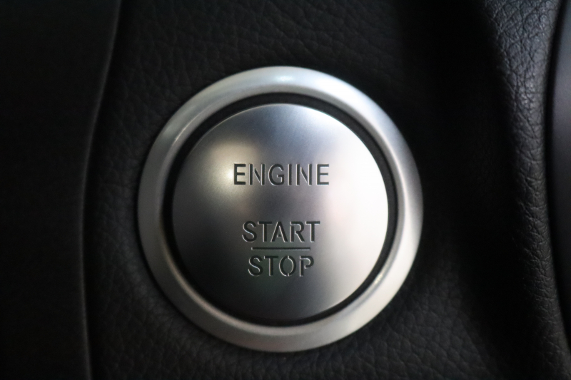 AMG Cクラス C63Sｽﾃｰｼｮﾝﾜｺﾞﾝ ﾚｰﾀﾞｰｾｰﾌﾃｨPKG　ｷｰﾚｽｺﾞｰ 赤/黒本革 ﾊﾟﾉﾗﾏSR ﾍｯﾄﾞｱｯﾌﾟD HDDﾅﾋﾞTV BT音楽 ﾌﾞﾙﾒｽﾀｰ ﾊﾞｯｸｶﾒﾗ PTS LEDﾗｲﾄ 自動Rｹﾞｰﾄ ﾊﾝｽﾞﾌﾘｰA AMG専用装備&ﾁｭｰﾆﾝｸﾞﾀﾞｲﾅﾐｯｸS 7AT　2年保証