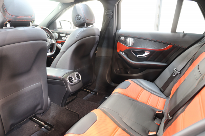 AMG Cクラス C63Sｽﾃｰｼｮﾝﾜｺﾞﾝ ﾚｰﾀﾞｰｾｰﾌﾃｨPKG　ｷｰﾚｽｺﾞｰ 赤/黒本革 ﾊﾟﾉﾗﾏSR ﾍｯﾄﾞｱｯﾌﾟD HDDﾅﾋﾞTV BT音楽 ﾌﾞﾙﾒｽﾀｰ ﾊﾞｯｸｶﾒﾗ PTS LEDﾗｲﾄ 自動Rｹﾞｰﾄ ﾊﾝｽﾞﾌﾘｰA AMG専用装備&ﾁｭｰﾆﾝｸﾞﾀﾞｲﾅﾐｯｸS 7AT　2年保証