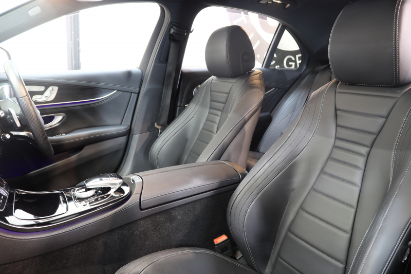 メルセデスベンツ Eクラス E200 AVG ｽﾎﾟｰﾂ ﾚｻﾞｰ&ﾚｰﾀﾞｰｾｰﾌﾃｨPKG　1ｵｰﾅｰ ｷｰﾚｽｺﾞｰ 黒本革 ﾍｯﾄﾞｱｯﾌﾟD HDDﾅﾋﾞTV ｽﾏﾎ連携 ﾌﾞﾙﾒｽﾀｰ 360ｶﾒﾗ PTS LEDﾗｲﾄ 自動ﾄﾗﾝｸ AMGｴｱﾛ&19AW ﾀﾞｲﾅﾐｯｸS 9AT　2年保証