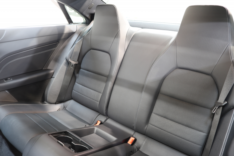 メルセデスベンツ Eクラス E250ｸｰﾍﾟ AMGｽﾎﾟｰﾂ&ﾚｰﾀﾞｰｾｰﾌﾃｨPKG　後期 1ｵｰﾅｰ ｷｰﾚｽｺﾞｰ 黒本革 ﾊﾟﾉﾗﾏSR HDDﾅﾋﾞTV BT音楽 360ｶﾒﾗ PTS LEDﾗｲﾄ AMGｴｱﾛ&18AW 7AT　2年保証