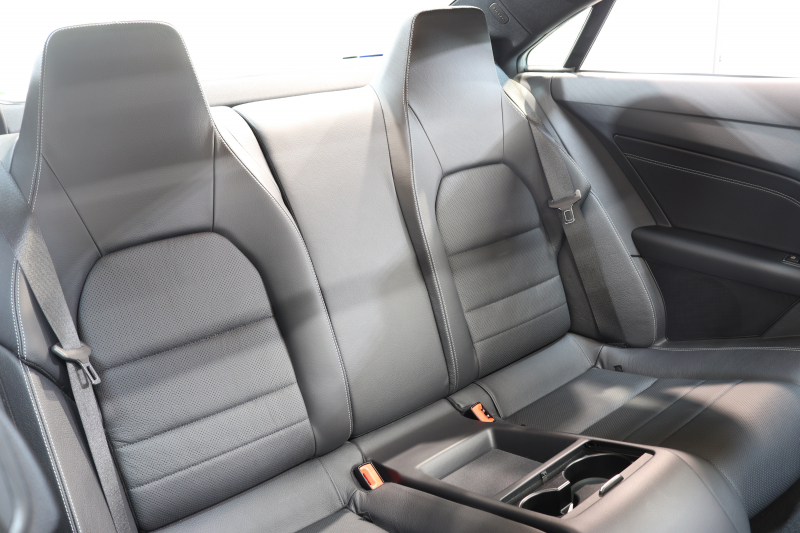 メルセデスベンツ Eクラス E250ｸｰﾍﾟ AMGｽﾎﾟｰﾂ&ﾚｰﾀﾞｰｾｰﾌﾃｨPKG　後期 1ｵｰﾅｰ ｷｰﾚｽｺﾞｰ 黒本革 ﾊﾟﾉﾗﾏSR HDDﾅﾋﾞTV BT音楽 360ｶﾒﾗ PTS LEDﾗｲﾄ AMGｴｱﾛ&18AW 7AT　2年保証