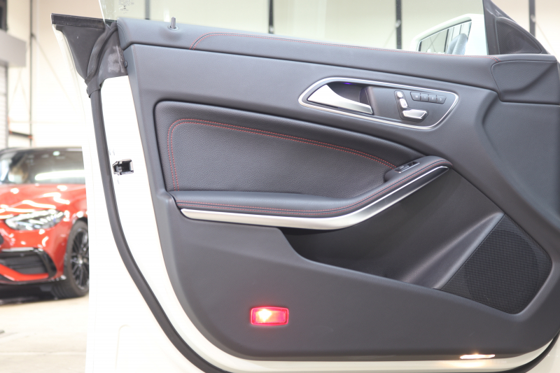 AMG CLAクラス CLA45 4MATIC ﾚｰﾀﾞｰｾｰﾌﾃｨPKG　後期 ｷｰﾚｽｺﾞｰ 黒本革 ﾊﾟﾉﾗﾏSR HDDﾅﾋﾞTV ｽﾏﾎ連携 ﾊﾞｯｸｶﾒﾗ PTS LEDﾍｯﾄﾞﾗｲﾄ AMGﾗｲﾄﾞｺﾝﾄﾛｰﾙｻｽ ﾀﾞｲﾅﾐｯｸｾﾚｸﾄ 7AT　2年保証