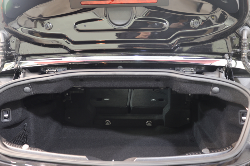 メルセデスベンツ Cクラス C180ｶﾌﾞﾘｵﾚ ｽﾎﾟｰﾂ ﾚｻﾞｰｴｸｽｸﾙｰｼﾌﾞ&ﾚｰﾀﾞｰｾｰﾌﾃｨPKG　1ｵｰﾅｰ ｷｰﾚｽｺﾞｰ 赤本革 ｴｱｽｶｰﾌ HDDﾅﾋﾞTV BT音楽 ﾍｯﾄﾞｱｯﾌﾟD ﾊﾞｯｸｶﾒﾗ PTS LEDﾗｲﾄ AMGｴｱﾛ&19AW ﾀﾞｲﾅﾐｯｸS 赤幌 9AT　2年保証