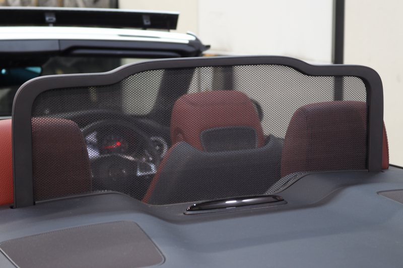 メルセデスベンツ Cクラス C180ｶﾌﾞﾘｵﾚ ｽﾎﾟｰﾂ ﾚｻﾞｰｴｸｽｸﾙｰｼﾌﾞ&ﾚｰﾀﾞｰｾｰﾌﾃｨPKG　1ｵｰﾅｰ ｷｰﾚｽｺﾞｰ 赤本革 ｴｱｽｶｰﾌ HDDﾅﾋﾞTV BT音楽 ﾍｯﾄﾞｱｯﾌﾟD ﾊﾞｯｸｶﾒﾗ PTS LEDﾗｲﾄ AMGｴｱﾛ&19AW ﾀﾞｲﾅﾐｯｸS 赤幌 9AT　2年保証