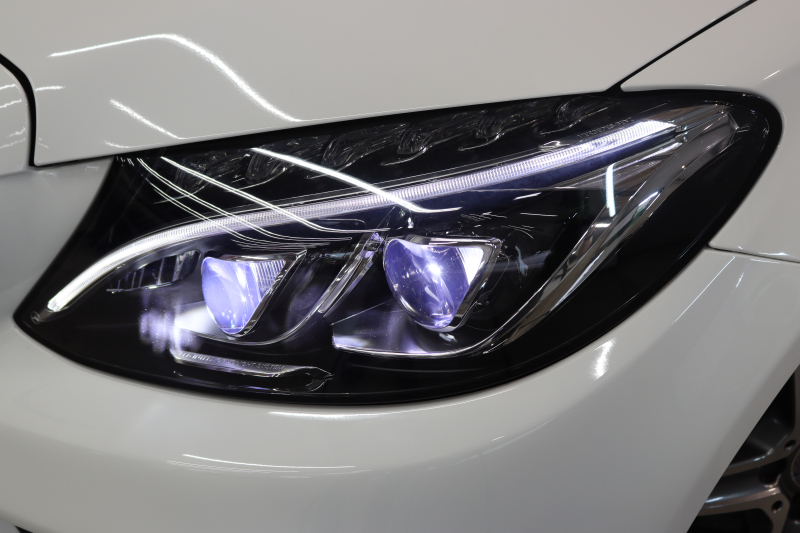 メルセデスベンツ Cクラス C200 AVG AMGﾗｲﾝ ﾚｻﾞｰｴｸｽｸﾙｰｼﾌﾞ&ﾚｰﾀﾞｰｾｰﾌﾃｨPKG　ｷｰﾚｽｺﾞｰ 黒本革 ﾍｯﾄﾞｱｯﾌﾟD HDDﾅﾋﾞTV BT音楽 ﾊﾞｯｸｶﾒﾗ PTS LEDﾗｲﾄ 自動ﾄﾗﾝｸ ﾊﾝｽﾞﾌﾘｰA AMGｴｱﾛ&18AW ｴｱｻｽ ﾀﾞｲﾅﾐｯｸS 7AT　2年保証