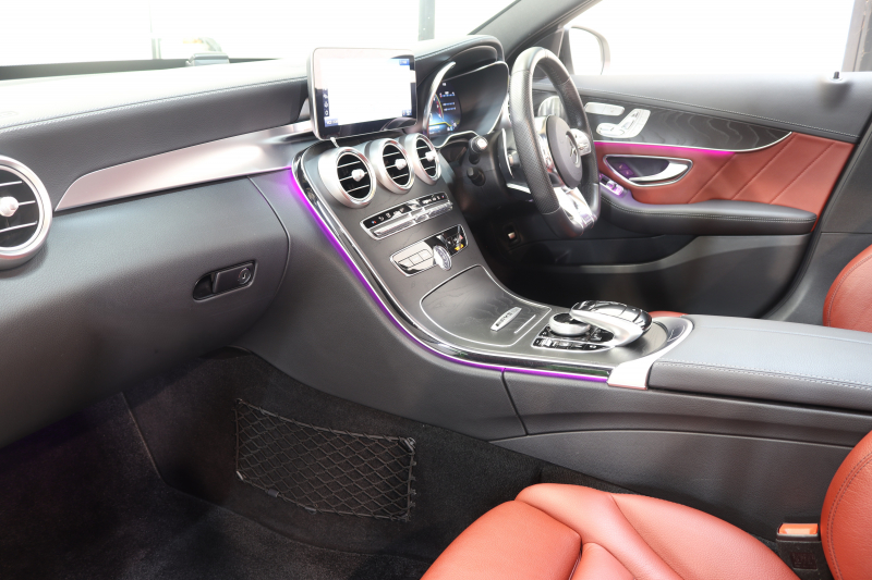 AMG Cクラス C43 4MATIC ﾚｰﾀﾞｰｾｰﾌﾃｨPKG　後期 MEｺﾈｸﾄ ｷｰﾚｽｺﾞｰ 赤本革 ﾊﾟﾉﾗﾏSR ﾍｯﾄﾞｱｯﾌﾟD HDDﾅﾋﾞTV ｽﾏﾎ連携 ﾌﾞﾙﾒｽﾀｰ ﾊﾞｯｸｶﾒﾗ PTS LEDﾗｲﾄ 自動ﾄﾗﾝｸ ﾊﾝｽﾞﾌﾘｰA AMG専用装備&ﾁｭｰﾆﾝｸﾞﾀﾞｲﾅﾐｯｸS 9AT　2年保証