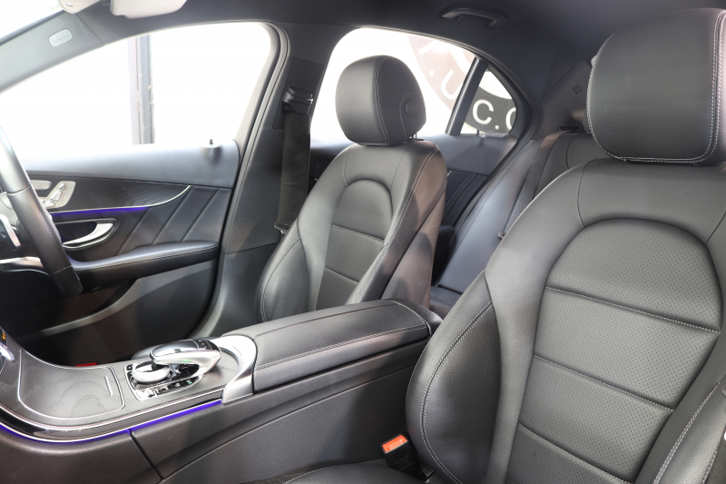 メルセデスベンツ Cクラス C220d AVG AMGﾗｲﾝ ﾚｰﾀﾞｰｾｰﾌﾃｨPKG　後期 ｷｰﾚｽｺﾞｰ 黒革 HDDﾅﾋﾞTV ｽﾏﾎ連携 ﾊﾞｯｸｶﾒﾗ PTS LEDﾗｲﾄ AMGｴｱﾛ&18AW ﾀﾞｲﾅﾐｯｸS ｴｱｻｽ 9AT　2年保証