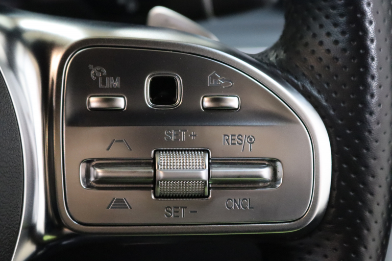 メルセデスベンツ Cクラス C220d AVG AMGﾗｲﾝ ﾚｰﾀﾞｰｾｰﾌﾃｨPKG　後期 ｷｰﾚｽｺﾞｰ 黒革 HDDﾅﾋﾞTV ｽﾏﾎ連携 ﾊﾞｯｸｶﾒﾗ PTS LEDﾗｲﾄ AMGｴｱﾛ&18AW ﾀﾞｲﾅﾐｯｸS ｴｱｻｽ 9AT　2年保証