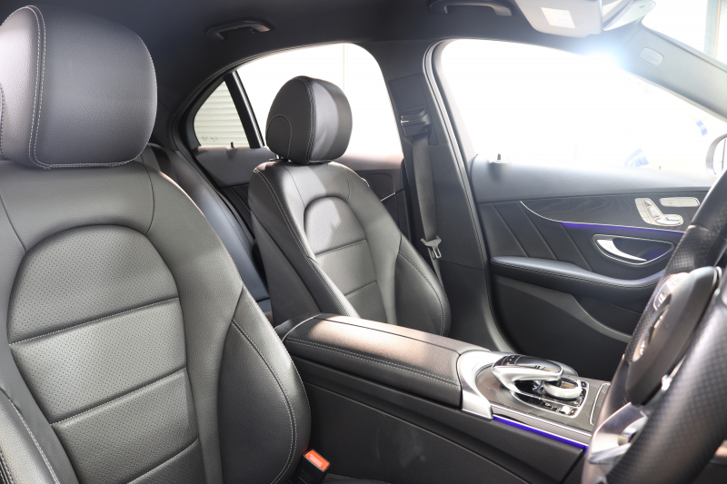 メルセデスベンツ Cクラス C220d AVG AMGﾗｲﾝ ﾚｰﾀﾞｰｾｰﾌﾃｨPKG　後期 ｷｰﾚｽｺﾞｰ 黒革 HDDﾅﾋﾞTV ｽﾏﾎ連携 ﾊﾞｯｸｶﾒﾗ PTS LEDﾗｲﾄ AMGｴｱﾛ&18AW ﾀﾞｲﾅﾐｯｸS ｴｱｻｽ 9AT　2年保証