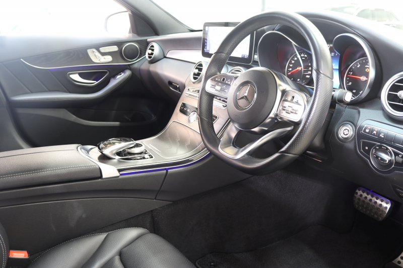 メルセデスベンツ Cクラス C220d AVG AMGﾗｲﾝ ﾚｰﾀﾞｰｾｰﾌﾃｨPKG　後期 ｷｰﾚｽｺﾞｰ 黒革 HDDﾅﾋﾞTV ｽﾏﾎ連携 ﾊﾞｯｸｶﾒﾗ PTS LEDﾗｲﾄ AMGｴｱﾛ&18AW ﾀﾞｲﾅﾐｯｸS ｴｱｻｽ 9AT　2年保証