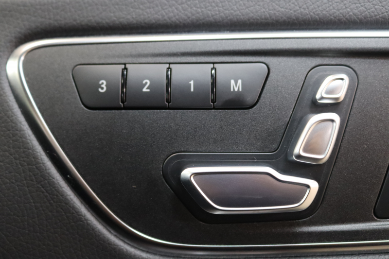 メルセデスベンツ CLAクラス CLA180ｼｭｰﾃｨﾝｸﾞﾌﾞﾚｰｸ ｽﾎﾟｰﾂ AMGﾚｻﾞｰｴｸｽｸﾙｰｼﾌﾞ&ﾚｰﾀﾞｰｾｰﾌﾃｨPKG　後期 ｷｰﾚｽｺﾞｰ 黒本革 ﾊﾟﾉﾗﾏSR HDDﾅﾋﾞTV ｽﾏﾎ連携 harman/kardon ﾊﾞｯｸｶﾒﾗ PTS LEDﾗｲﾄ 自動Rｹﾞｰﾄ ﾊﾝｽﾞﾌﾘｰA AMGｴｱﾛ&18AW 7AT　2年保証