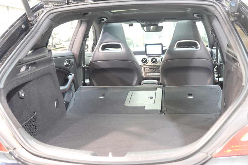 メルセデスベンツ CLAクラス CLA180ｼｭｰﾃｨﾝｸﾞﾌﾞﾚｰｸ ｽﾎﾟｰﾂ AMGﾚｻﾞｰｴｸｽｸﾙｰｼﾌﾞ&ﾚｰﾀﾞｰｾｰﾌﾃｨPKG　後期 ｷｰﾚｽｺﾞｰ 黒本革 ﾊﾟﾉﾗﾏSR HDDﾅﾋﾞTV ｽﾏﾎ連携 harman/kardon ﾊﾞｯｸｶﾒﾗ PTS LEDﾗｲﾄ 自動Rｹﾞｰﾄ ﾊﾝｽﾞﾌﾘｰA AMGｴｱﾛ&18AW 7AT　2年保証