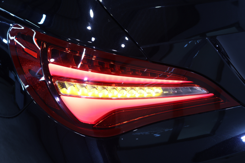 メルセデスベンツ CLAクラス CLA180ｼｭｰﾃｨﾝｸﾞﾌﾞﾚｰｸ ｽﾎﾟｰﾂ AMGﾚｻﾞｰｴｸｽｸﾙｰｼﾌﾞ&ﾚｰﾀﾞｰｾｰﾌﾃｨPKG　後期 ｷｰﾚｽｺﾞｰ 黒本革 ﾊﾟﾉﾗﾏSR HDDﾅﾋﾞTV ｽﾏﾎ連携 harman/kardon ﾊﾞｯｸｶﾒﾗ PTS LEDﾗｲﾄ 自動Rｹﾞｰﾄ ﾊﾝｽﾞﾌﾘｰA AMGｴｱﾛ&18AW 7AT　2年保証