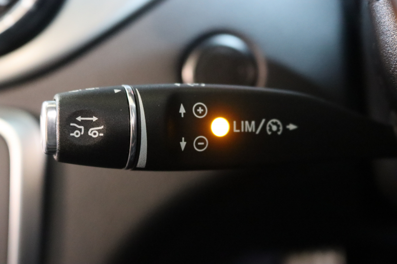 メルセデスベンツ CLAクラス CLA180ｼｭｰﾃｨﾝｸﾞﾌﾞﾚｰｸ ｽﾎﾟｰﾂ AMGﾚｻﾞｰｴｸｽｸﾙｰｼﾌﾞ&ﾚｰﾀﾞｰｾｰﾌﾃｨPKG　後期 ｷｰﾚｽｺﾞｰ 黒本革 ﾊﾟﾉﾗﾏSR HDDﾅﾋﾞTV ｽﾏﾎ連携 harman/kardon ﾊﾞｯｸｶﾒﾗ PTS LEDﾗｲﾄ 自動Rｹﾞｰﾄ ﾊﾝｽﾞﾌﾘｰA AMGｴｱﾛ&18AW 7AT　2年保証