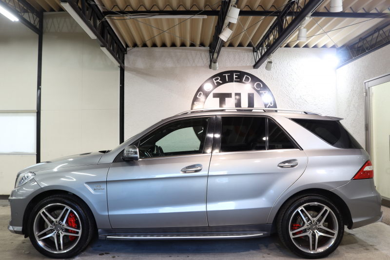 AMG Mクラス ML63 AMGﾊﾟﾌｫｰﾏﾝｽ&ﾃﾞｼﾞｰﾉｴｸｽｸﾙｰｼﾌﾞ&ﾚｰﾀﾞｰｾｰﾌﾃｨPKG　ｷｰﾚｽｺﾞｰ 茶本革 ﾍﾞﾝﾁﾚｰﾀｰ ﾊﾟﾉﾗﾏSR HDDﾅﾋﾞTV&ｷｬﾝｾﾗｰ harman/kardon 360ｶﾒﾗ PTS ｷｾﾉﾝ AMG専用装備&ﾁｭｰﾆﾝｸﾞ 7AT 希少色ﾊﾟﾗｼﾞｳﾑｼﾙﾊﾞ-　2年保証