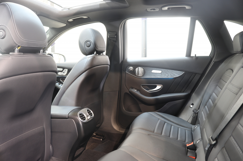 AMG GLC GLC43 4MATIC ﾚｻﾞｰｴｸｽｸﾙｰｼﾌﾞ&ﾅｲﾄ&ﾚｰﾀﾞｰｾｰﾌﾃｨPKG　ｷｰﾚｽｺﾞｰ 黒本革 ﾊﾟﾉﾗﾏSR HDDﾅﾋﾞTV&ｷｬﾝｾﾗｰ BT音楽 ﾌﾞﾙﾒｽﾀｰ 360ｶﾒﾗ PTS LEDﾗｲﾄ 自動Rｹﾞｰﾄ ﾊﾝｽﾞﾌﾘｰA AMG専用装備&ﾁｭｰﾆﾝｸﾞ 9AT　2年保証